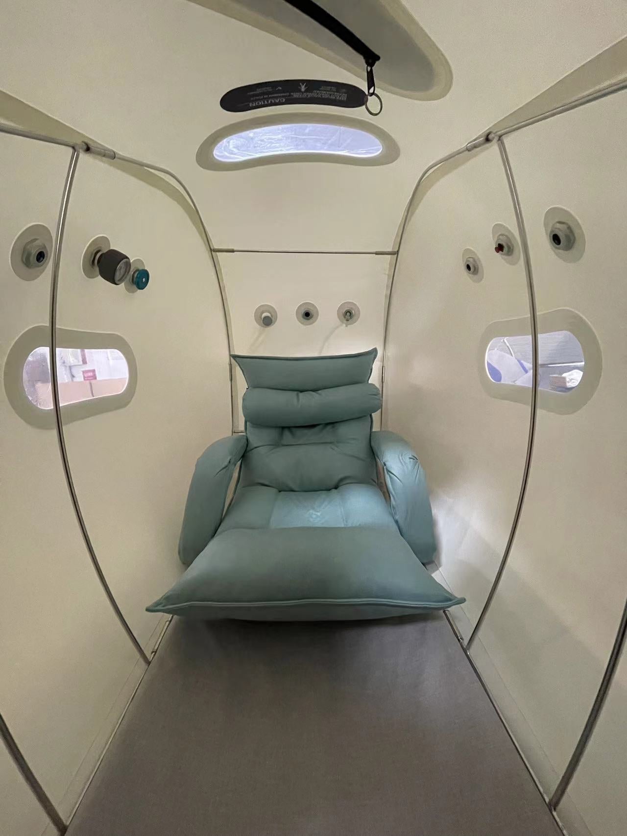 TimePod Air Seated 1.5ATA (Pro) – Soft-Shell Sitting / Reclining Hyperbaric Chamber